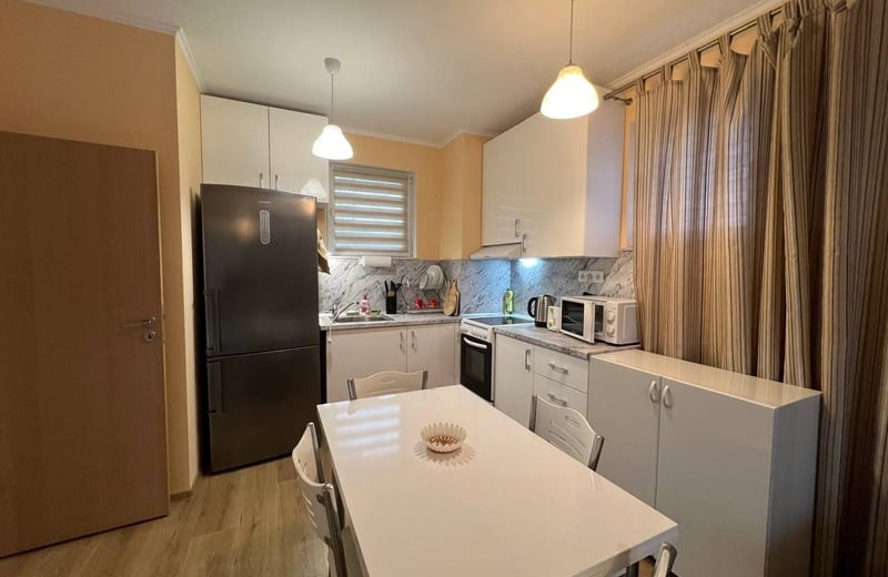 Аренда комфортного 2-комнатного апартамента, Бриз, Варна, Болгария